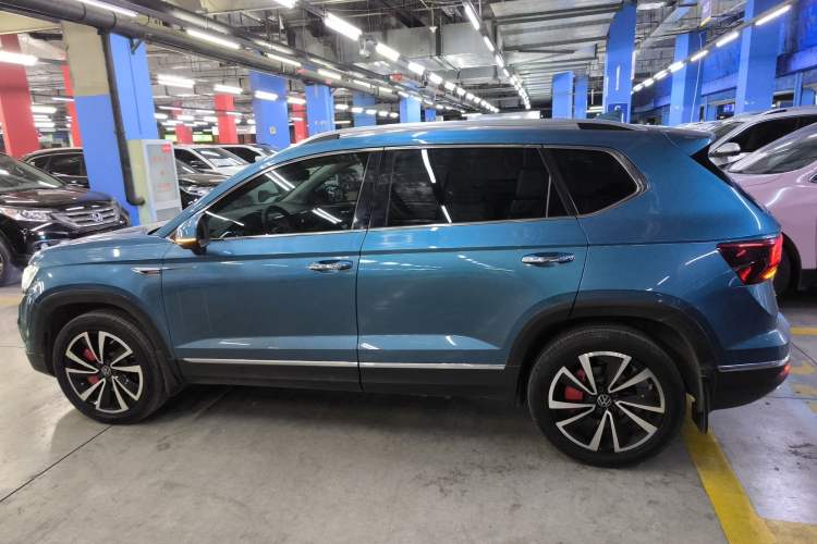 Used Volkswagen Tharu 2020 330TSI All-Wheel-Drive Luxury Edition China VI Standard Exterior 3