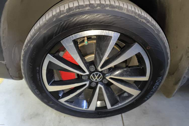 Used Volkswagen Tharu 2020 330TSI All-Wheel-Drive Luxury Edition China VI Standard Exterior 7