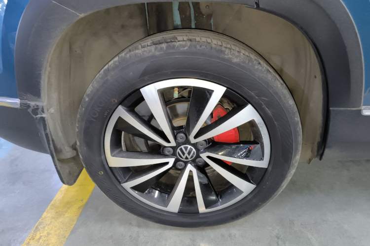Used Volkswagen Tharu 2020 330TSI All-Wheel-Drive Luxury Edition China VI Standard Exterior 8