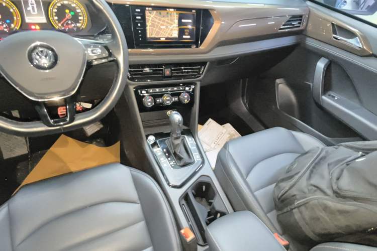 Used Volkswagen Tharu 2020 330TSI All-Wheel-Drive Luxury Edition China VI Standard Gear Lever