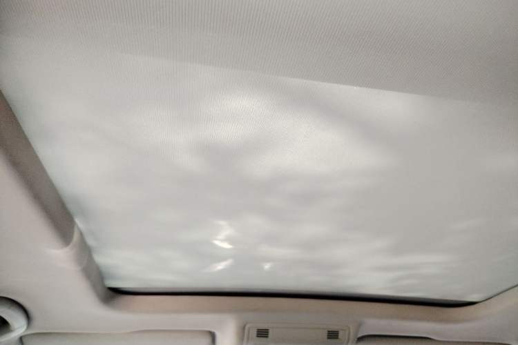 Used Volkswagen Tharu 2020 280TSI Two-Wheel Drive Comfort Edition China VI Standard Headliner