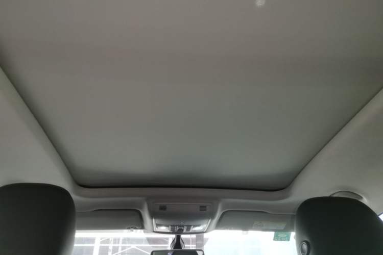 Used Volkswagen Tharu 2020 280TSI Two-Wheel Drive Comfort Edition China VI Standard Headliner