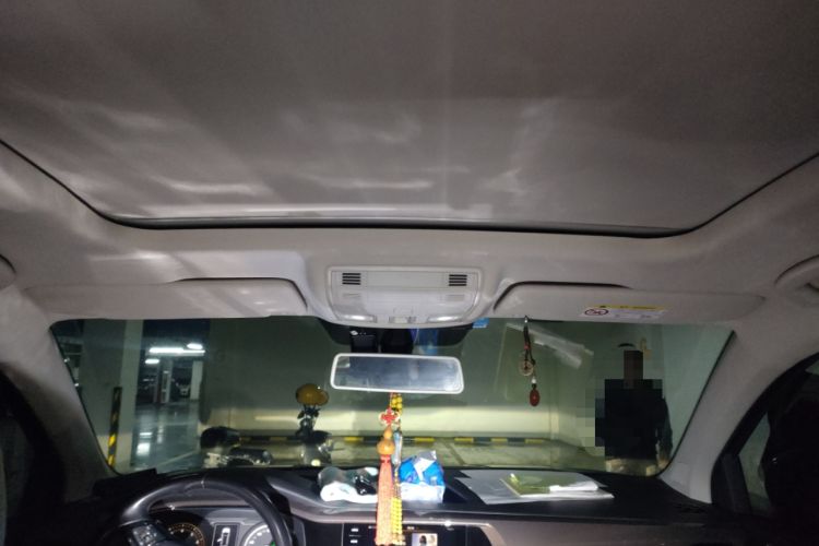 Used Volkswagen Tharu 2020 330TSI All-Wheel-Drive Luxury Edition China VI Standard Headliner