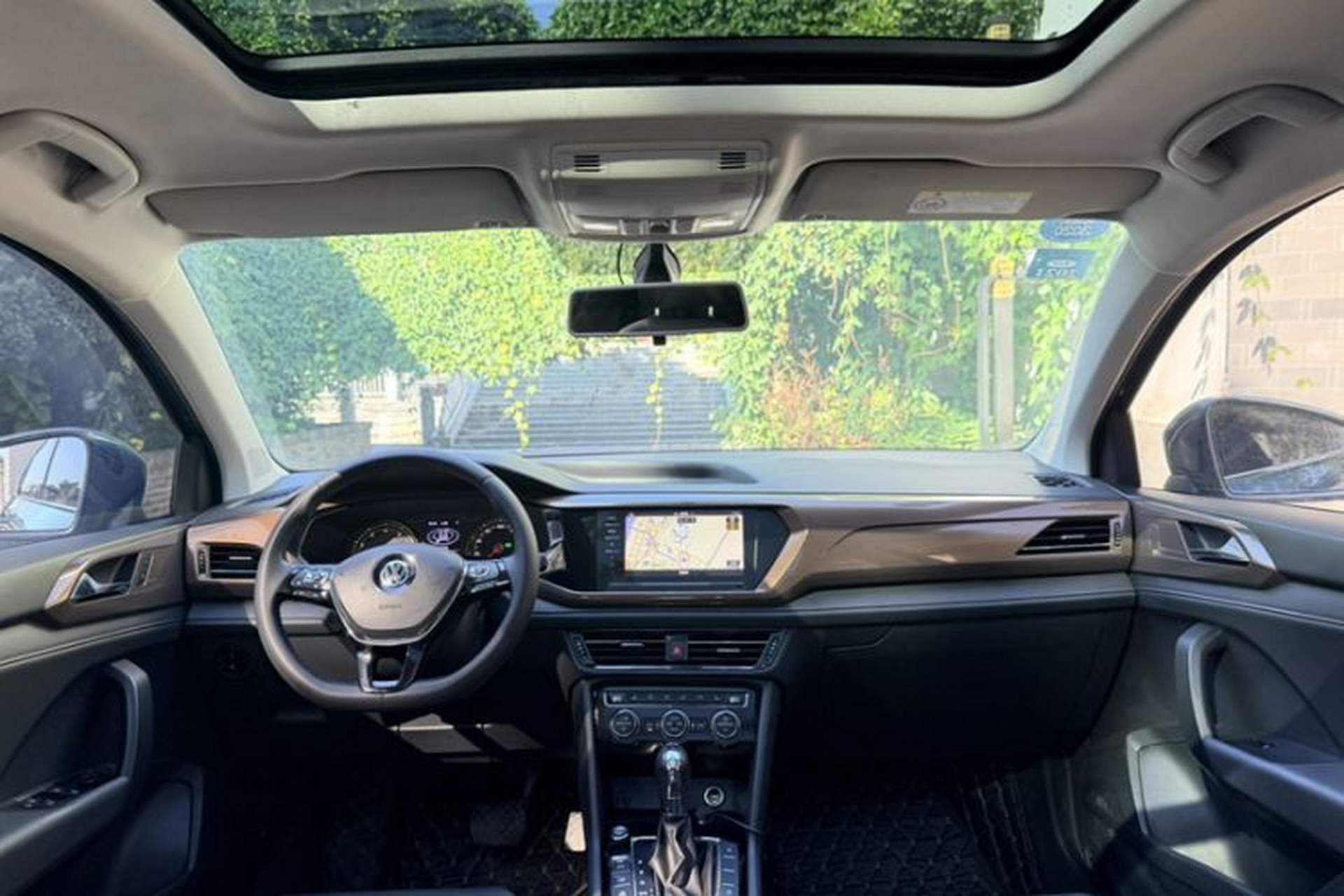 Used Volkswagen Tharu 2020 280TSI Two-Wheel Drive Luxury Edition China VI Standard Interior 3