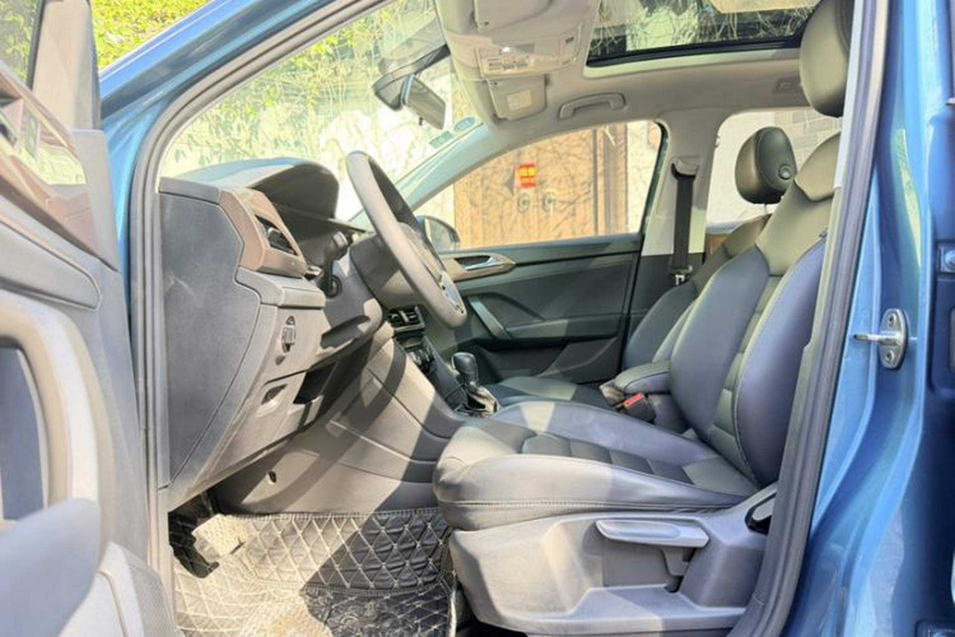 Used Volkswagen Tharu 2020 280TSI Two-Wheel Drive Luxury Edition China VI Standard Interior 4