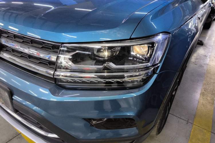 Used Volkswagen Tharu 2020 330TSI All-Wheel-Drive Luxury Edition China VI Standard Left Front Headlight