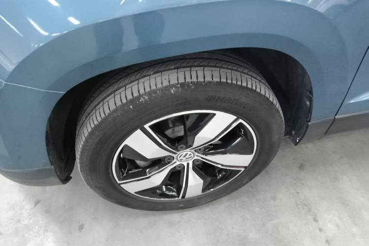Used Volkswagen Tharu 2020 280TSI Two-Wheel Drive Comfort Edition China VI Standard Left Front Wheel Hub