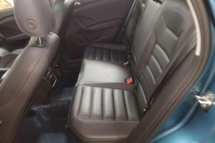 Used Volkswagen Tharu 2020 280TSI Two-Wheel Drive Luxury Plus Version China VI Standard Left Rear Seat