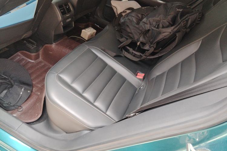 Used Volkswagen Tharu 2020 280TSI Two-Wheel Drive Comfort Edition China VI Standard Left Rear Seat