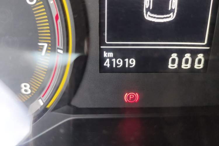 Used Volkswagen Tharu 2020 280TSI Two-Wheel Drive Luxury Edition China VI Standard Odometer Close Up