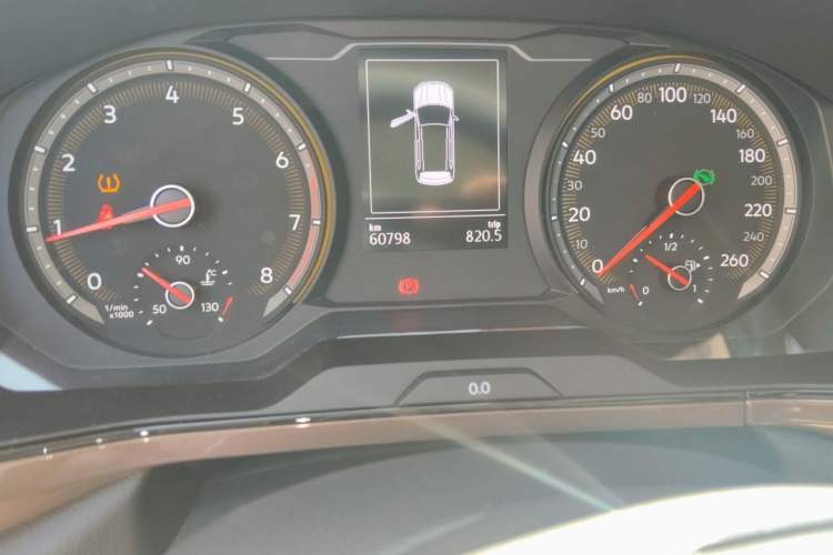 Used Volkswagen Tharu 2020 280TSI Two-Wheel-Drive Luxury Plus Version China V Standard Odometer Close Up