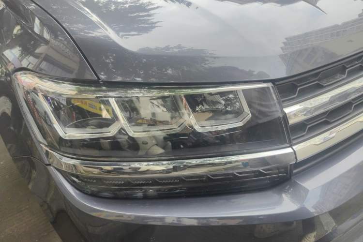 Used Volkswagen Tharu 2020 280TSI Two-Wheel Drive Comfort Edition China VI Standard Right Front Headlight