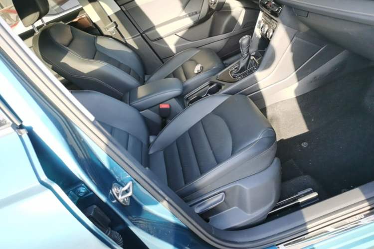 Used Volkswagen Tharu 2020 280TSI Two-Wheel Drive Luxury Plus Version China VI Standard Right Front Seat