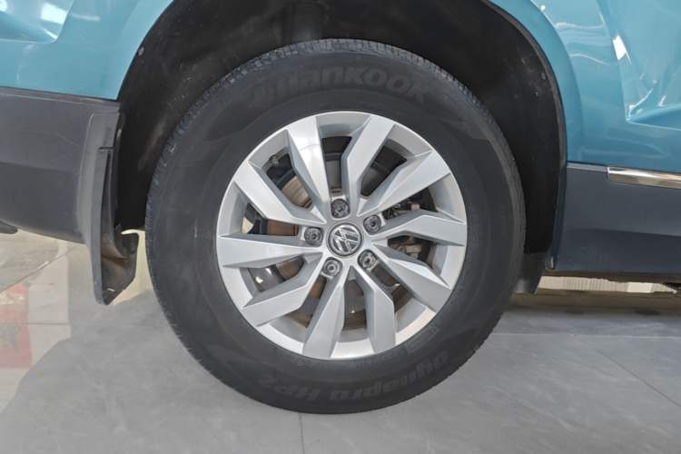 Used Volkswagen Tharu 2020 280TSI Two-Wheel Drive Trend Edition China VI Standard Right Rear Wheel Hub
