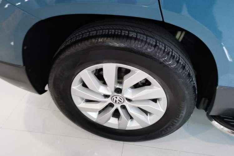 Used Volkswagen Tharu 2020 280TSI Two-Wheel Drive Trend Edition China VI Standard Right Rear Wheel Hub