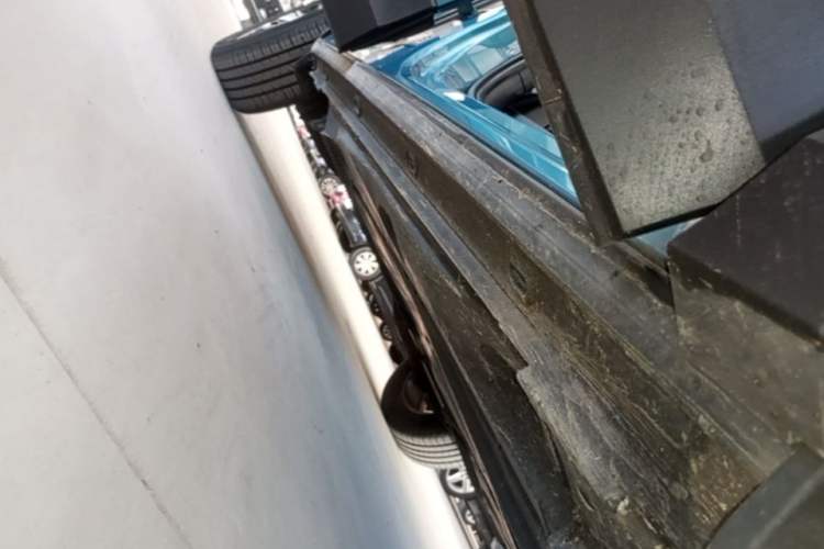 Used Volkswagen Tharu 2020 280TSI Two-Wheel Drive Comfort Edition China VI Standard Right Side Sill