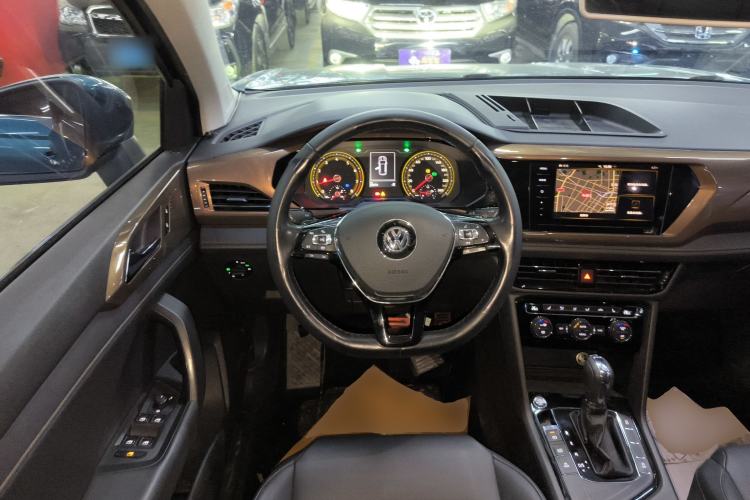 Used Volkswagen Tharu 2020 330TSI All-Wheel-Drive Luxury Edition China VI Standard Steering Wheel