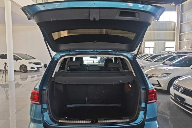 Used Volkswagen Tharu 2020 280TSI Two-Wheel Drive Trend Edition China VI Standard Trunk