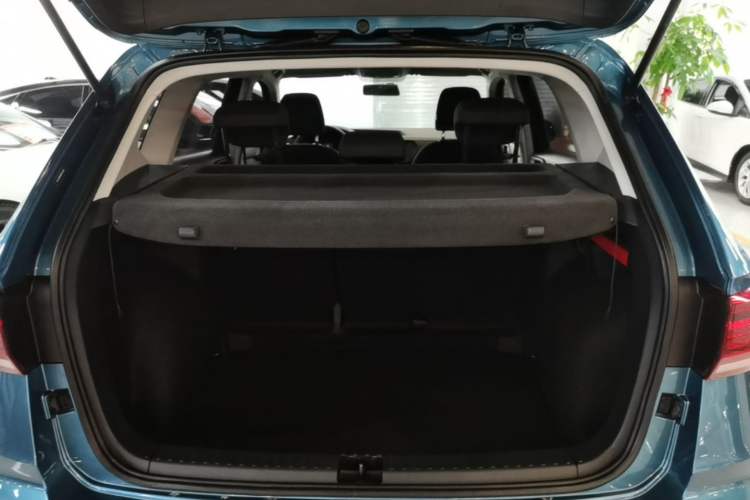 Used Volkswagen Tharu 2020 280TSI Two-Wheel Drive Trend Edition China VI Standard Trunk