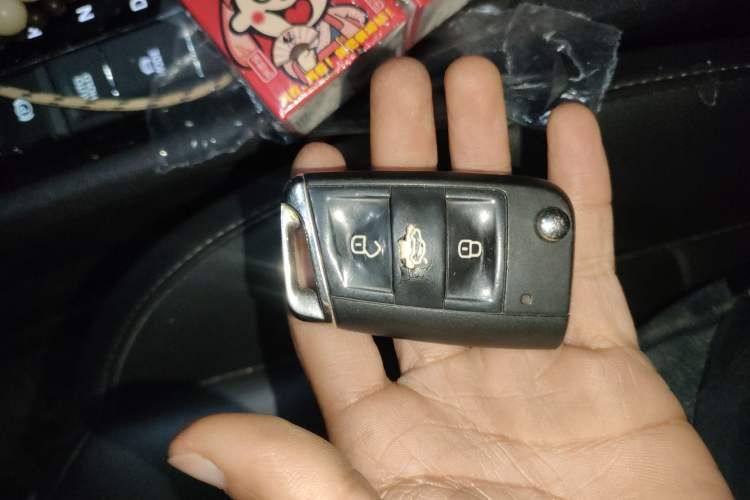 Used Volkswagen Tharu 2020 330TSI All-Wheel-Drive Luxury Edition China VI Standard Vehicle Key