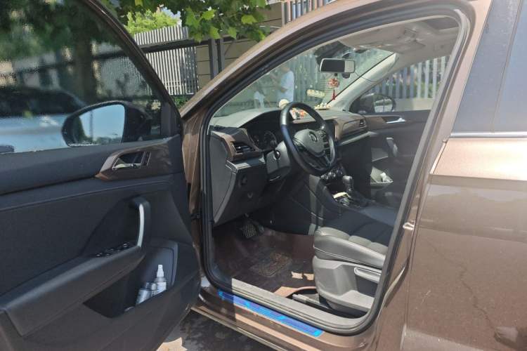 Used Volkswagen Tharu 2020 280TSI Two-Wheel Drive Luxury Edition China VI Standard Driver Seat