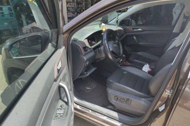 Used Volkswagen Tharu 2020 280TSI Two-Wheel Drive Luxury Plus Version China VI Standard Driver Seat