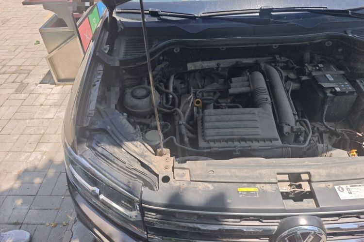 Used Volkswagen Tharu 2020 280TSI Two-Wheel Drive Luxury Edition China VI Standard Engine Bay Right