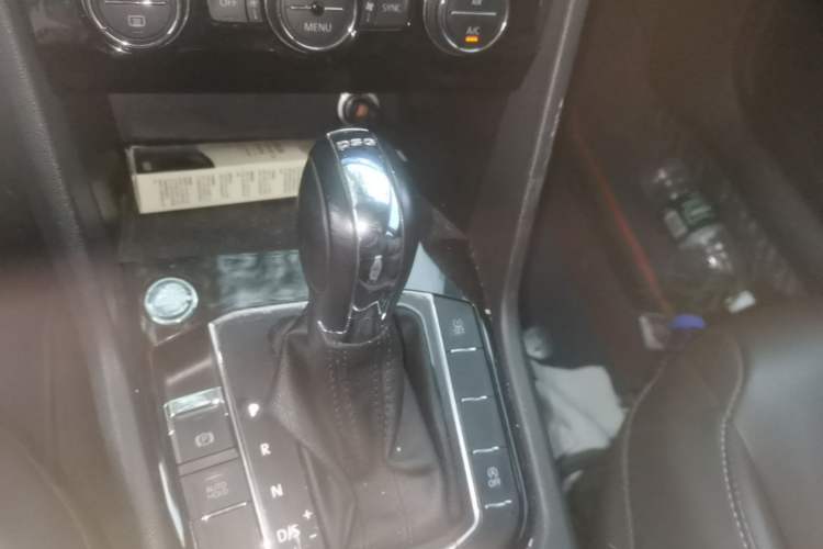 Used Volkswagen Tharu 2020 280TSI Two-Wheel Drive Comfort Edition China VI Standard Gear Lever
