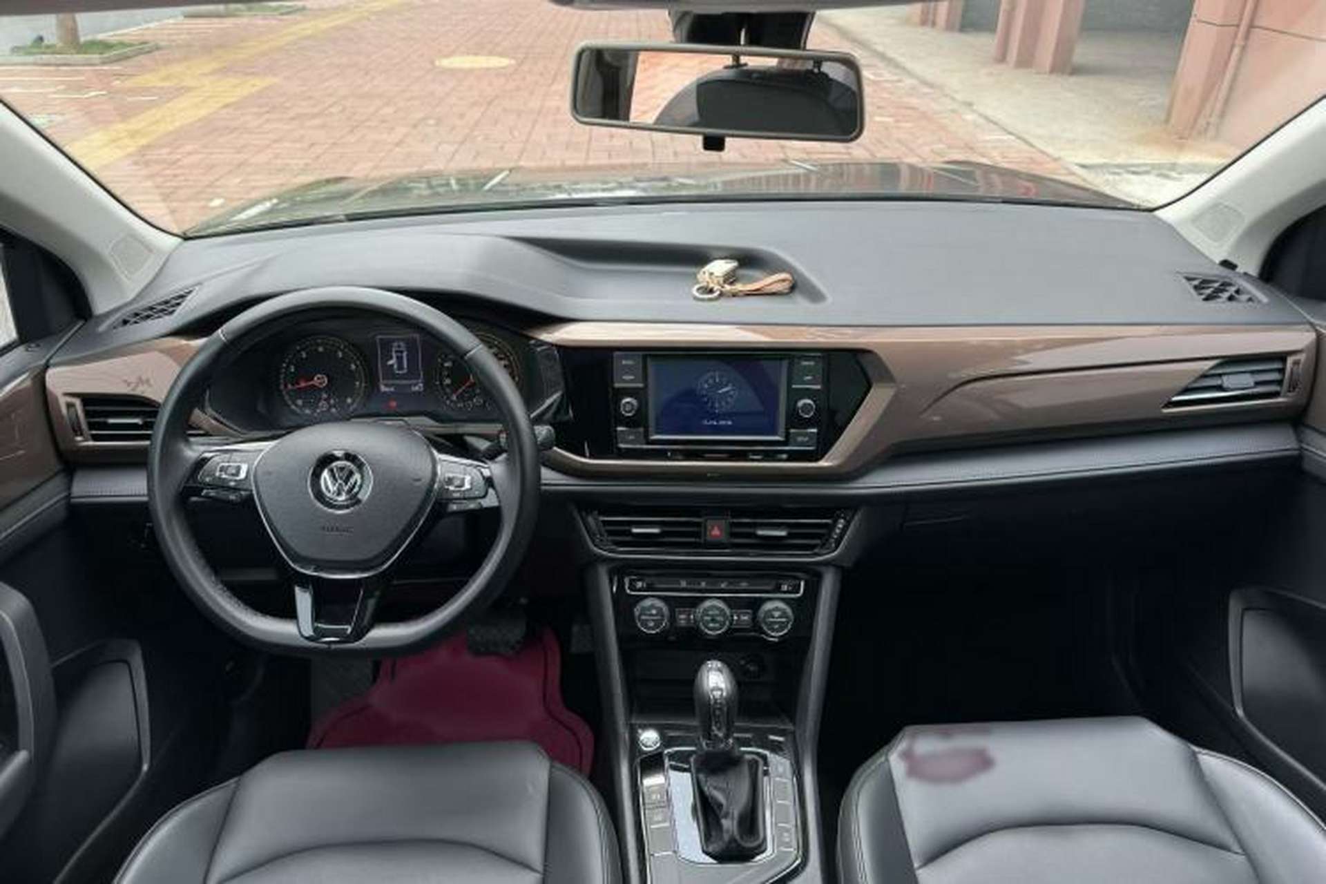 Used Volkswagen Tharu 2020 280TSI Two-Wheel Drive Comfort Edition China VI Standard Interior 1