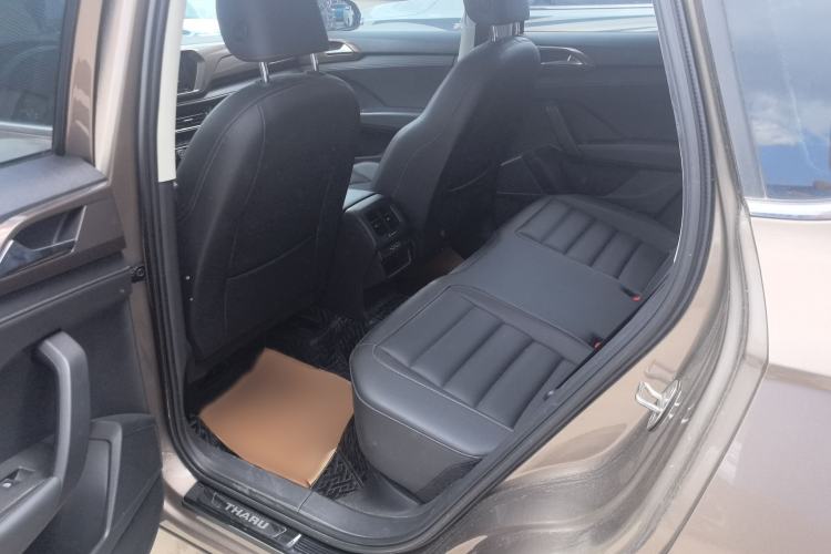 Used Volkswagen Tharu 2020 280TSI Two-Wheel Drive Luxury Edition China VI Standard Interior 1