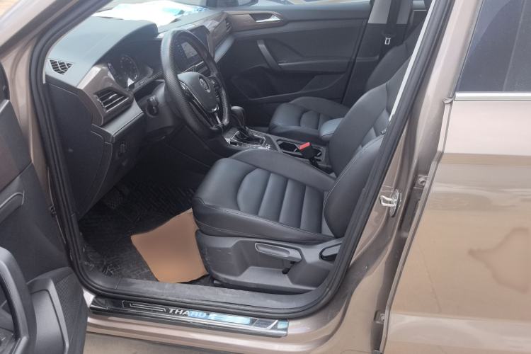 Used Volkswagen Tharu 2020 280TSI Two-Wheel Drive Luxury Edition China VI Standard Interior 3