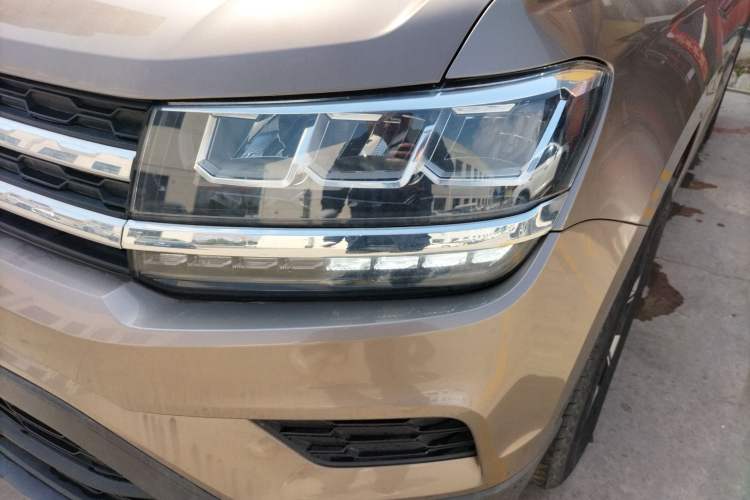 Used Volkswagen Tharu 2020 280TSI Two-Wheel Drive Comfort Edition China VI Standard Left Front Headlight