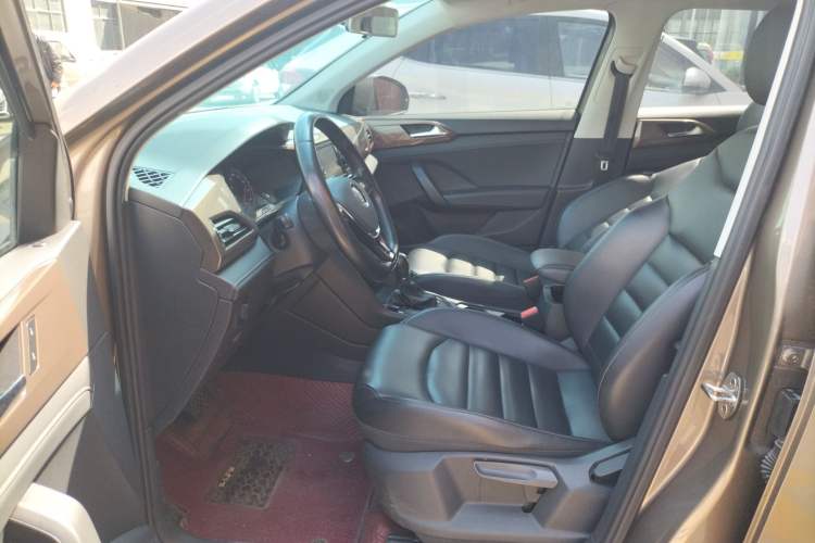 Used Volkswagen Tharu 2020 280TSI Two-Wheel Drive Comfort Edition China VI Standard Left Front Seat
