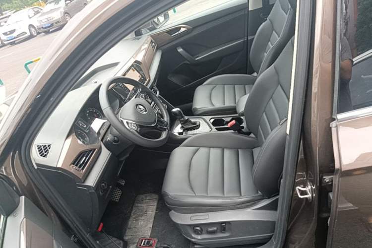 Used Volkswagen Tharu 2020 Facelift 330TSI Four-Wheel Drive Luxury PLUS Version China VI Standard Left Front Seat