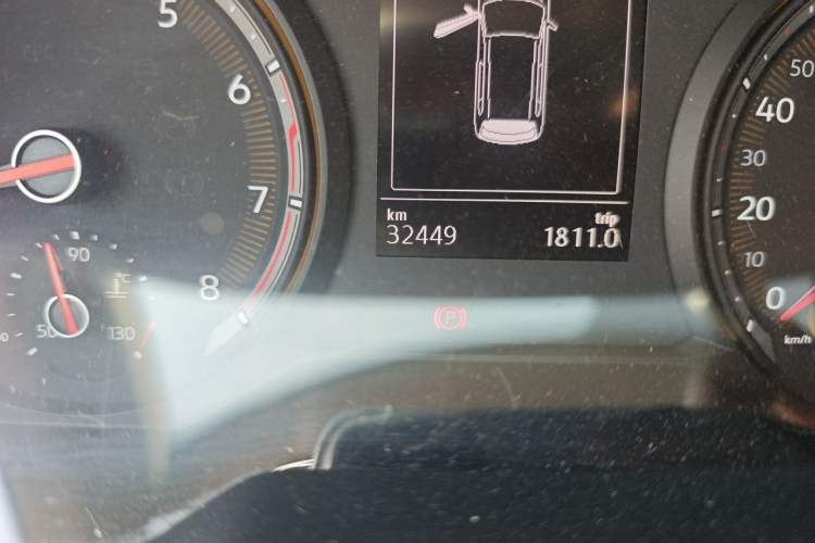 Used Volkswagen Tharu 2020 280TSI Two-Wheel Drive Luxury Edition China VI Standard Odometer Close Up