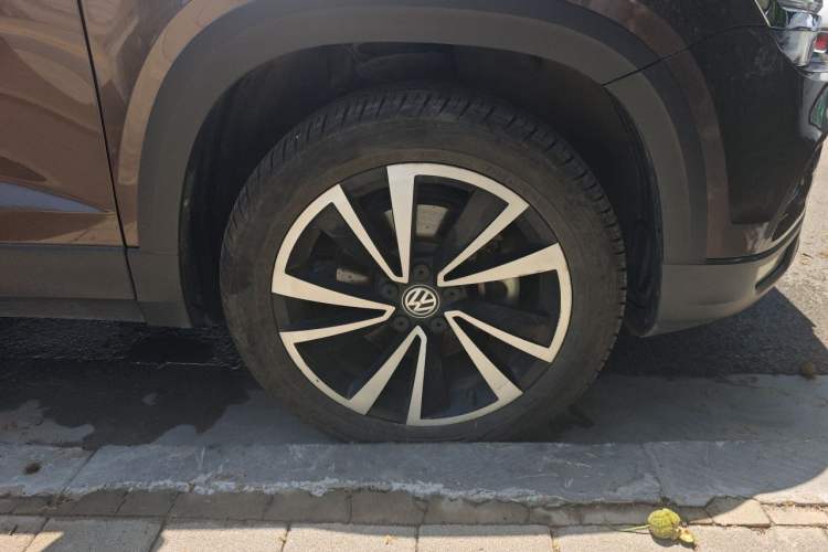 Used Volkswagen Tharu 2020 280TSI Two-Wheel Drive Luxury Edition China VI Standard Right Front Wheel Hub