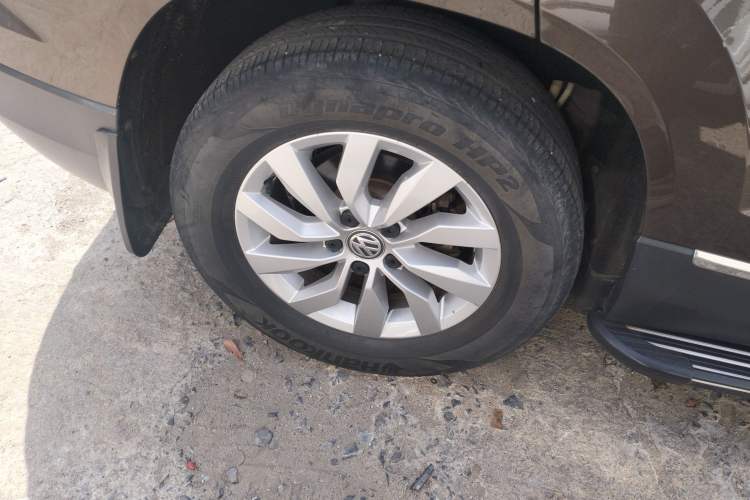 Used Volkswagen Tharu 2020 280TSI Two-Wheel Drive Trend Edition China VI Standard Right Rear Wheel Hub