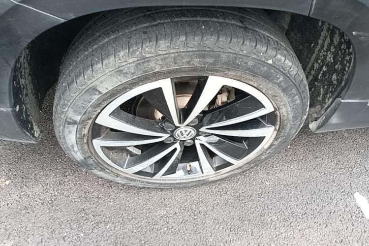 Used Volkswagen Tharu 2020 Facelift 330TSI Four-Wheel Drive Luxury PLUS Version China VI Standard Right Rear Wheel Hub