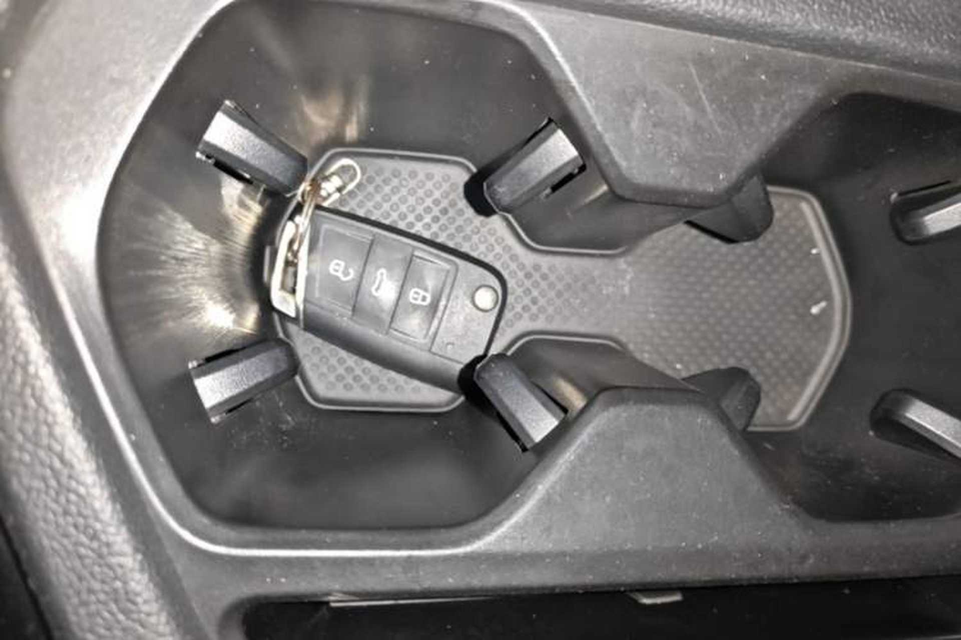 Used Volkswagen Tharu 2020 280TSI Two-Wheel Drive Luxury Edition China VI Standard Vehicle Key
