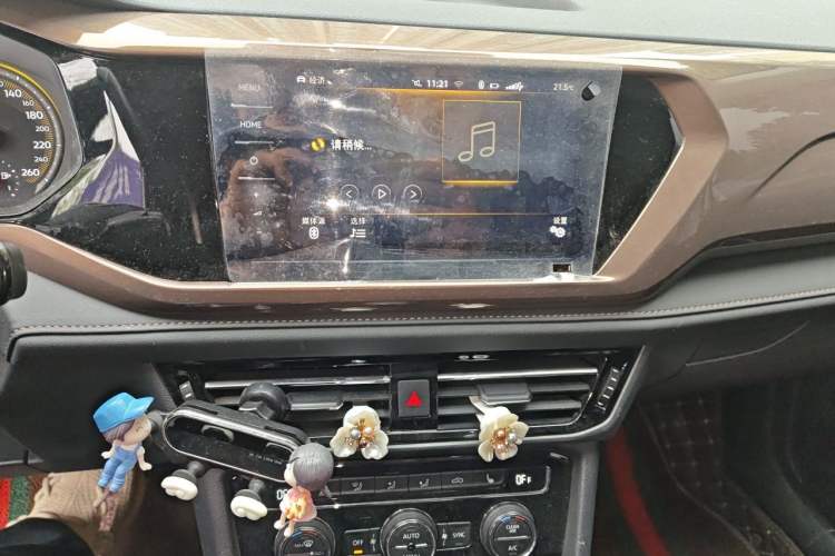 Used Volkswagen Tharu 2020 280TSI Two-Wheel Drive Luxury Edition China VI Standard Audio And AC Panel
