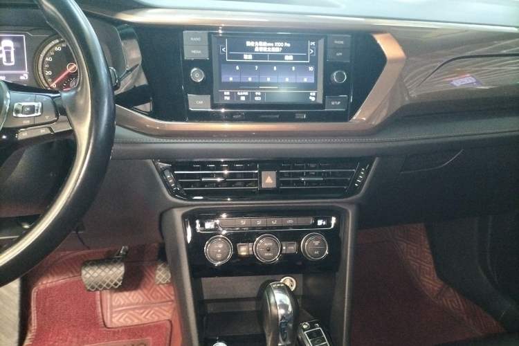 Used Volkswagen Tharu 2020 280TSI Two-Wheel Drive Comfort Edition China VI Standard Audio And AC Panel