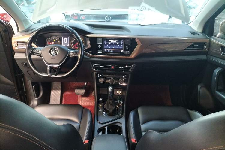 Used Volkswagen Tharu 2020 280TSI Two-Wheel Drive Comfort Edition China VI Standard Interior 2