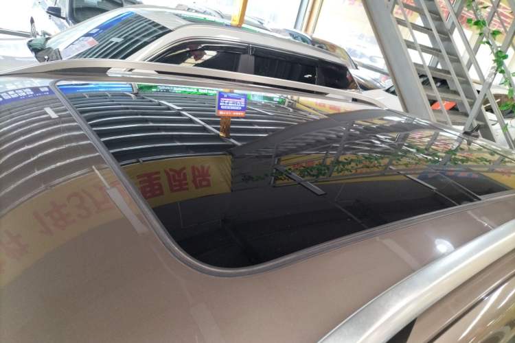 Used Volkswagen Tharu 2020 280TSI Two-Wheel Drive Comfort Edition China VI Standard Roof