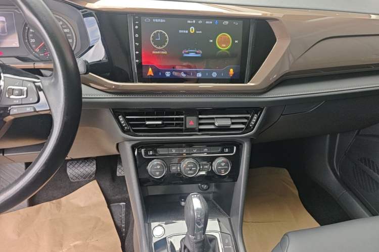 Used Volkswagen Tharu 2020 280TSI Two-Wheel Drive Comfort Edition China VI Standard Audio And AC Panel