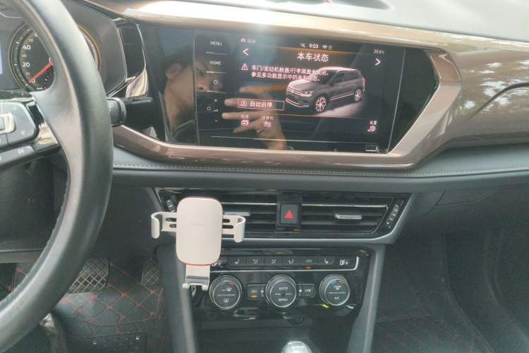 Used Volkswagen Tharu 2020 280TSI Two-Wheel Drive Luxury Edition China VI Standard Audio And AC Panel