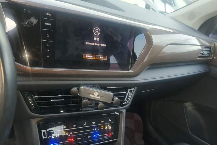 Used Volkswagen Tharu 2020 280TSI Two-Wheel Drive Luxury Edition China VI Standard Audio And AC Panel