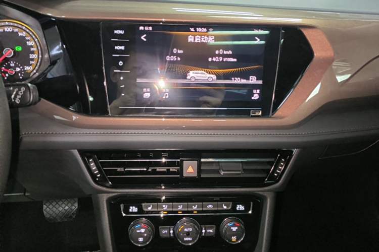 Used Volkswagen Tharu 2020 280TSI Two-Wheel Drive Luxury Plus Version China VI Standard Audio And AC Panel