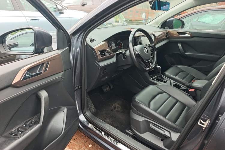 Used Volkswagen Tharu 2020 280TSI Two-Wheel Drive Comfort Edition China VI Standard Driver Seat