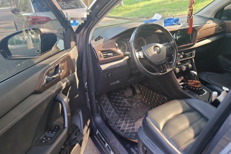 Used Volkswagen Tharu 2020 280TSI Two-Wheel Drive Luxury Plus Version China VI Standard Driver Seat