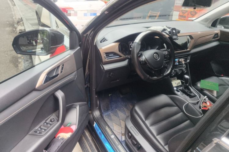Used Volkswagen Tharu 2020 280TSI Two-Wheel Drive Luxury Plus Version China VI Standard Driver Seat